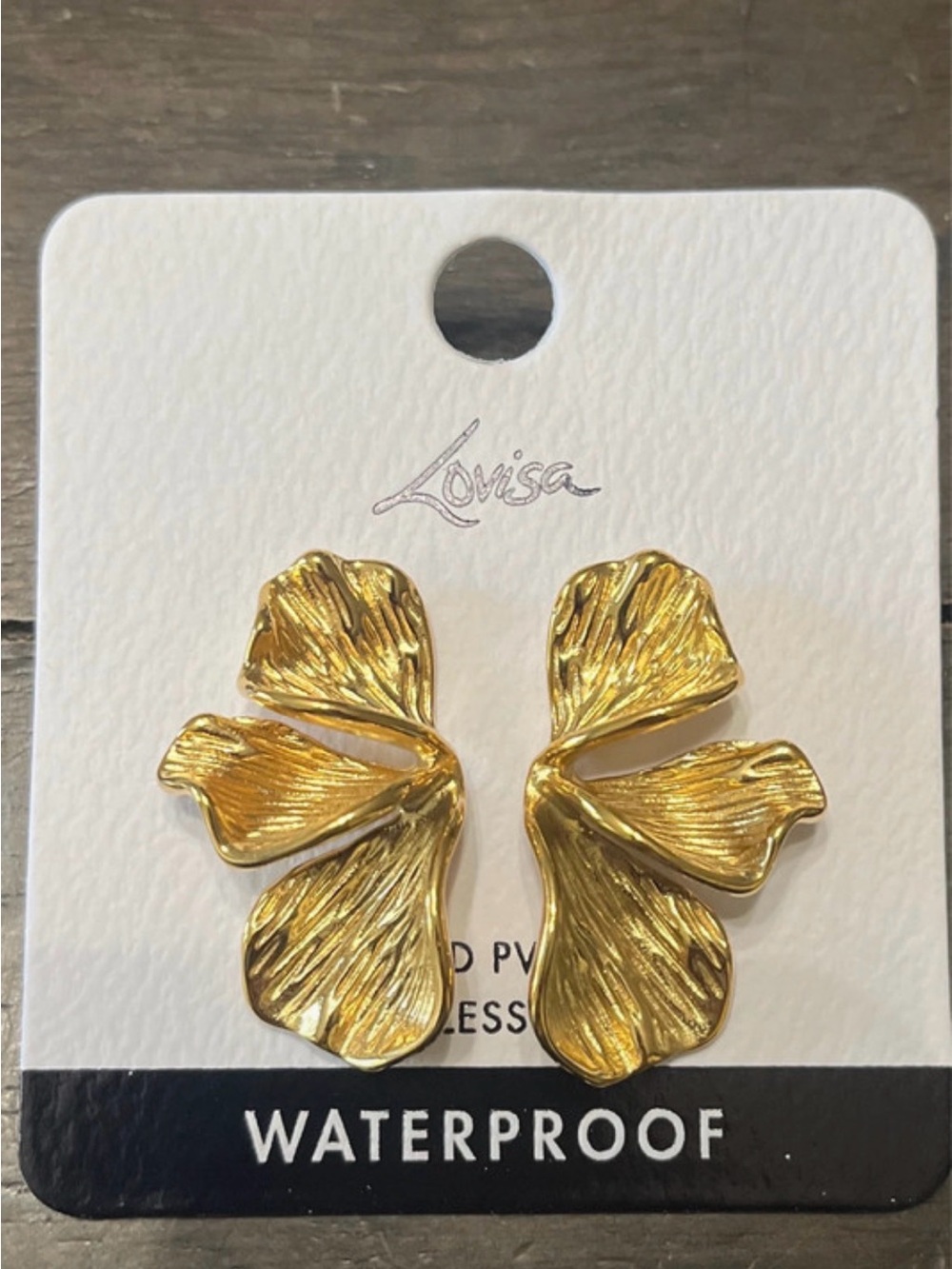 Lovisa Gold Sculpted Petal Drop Earrings